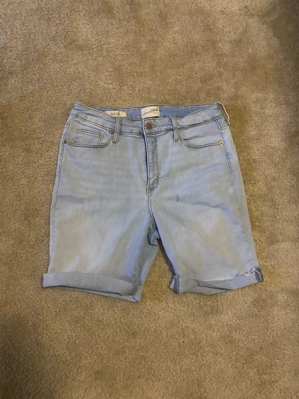 Universal Thread Light Blue Rolled-Hem Denim Shorts